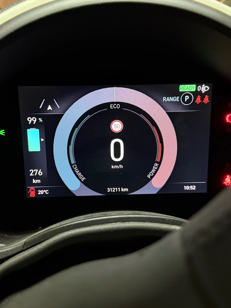 Fiat 500 E Icon, CarPlay, Camera, Sunroof, Heated seats, снимка 14 - Автомобили и джипове - 52375388