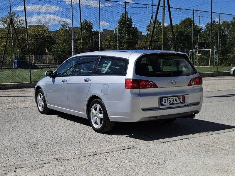 Honda Accord 2.0i-VTEC Tourer, снимка 7 - Автомобили и джипове - 51769700