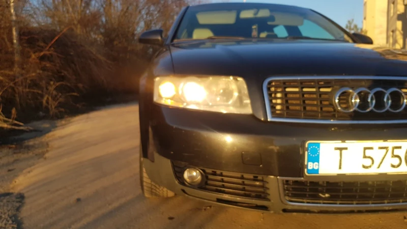 Audi A4, снимка 8 - Автомобили и джипове - 52804712