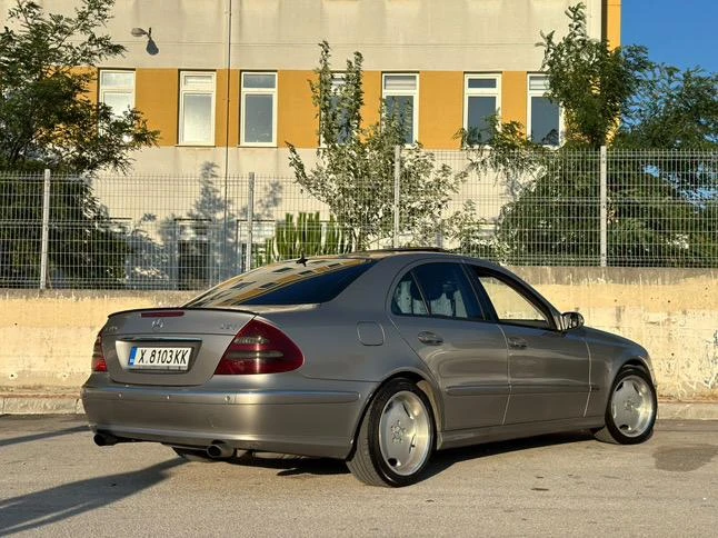 Mercedes-Benz E 320, снимка 7 - Автомобили и джипове - 48455186