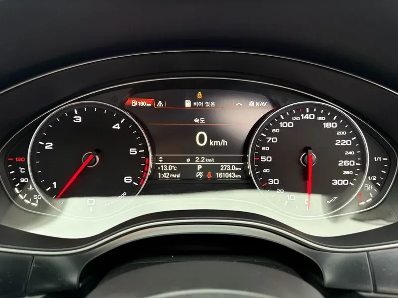 Audi A7 3.0 TDI Quattro, снимка 8 - Автомобили и джипове - 54148526