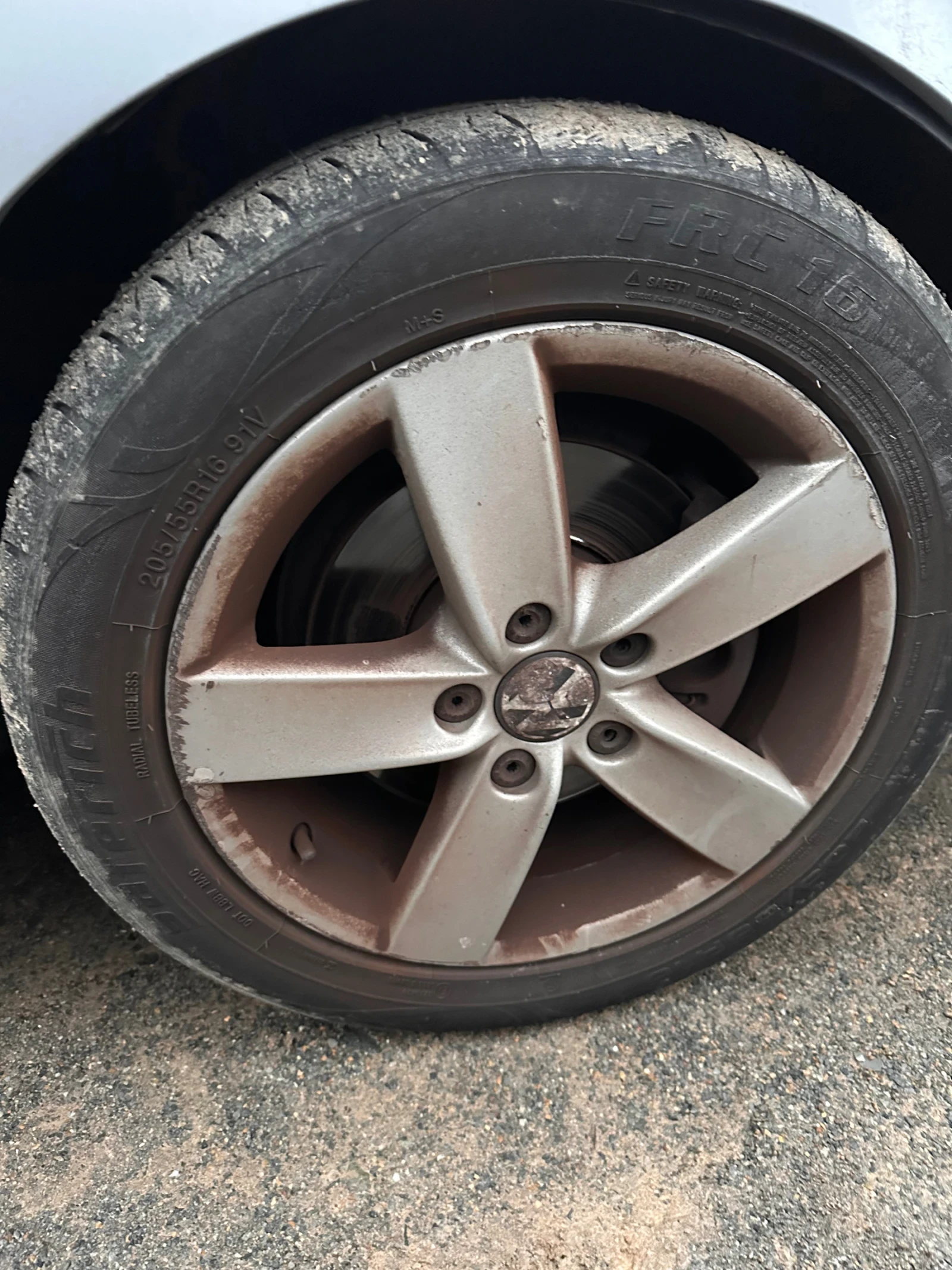 VW Jetta 2.0tdi  | Mobile.bg — изображение 13