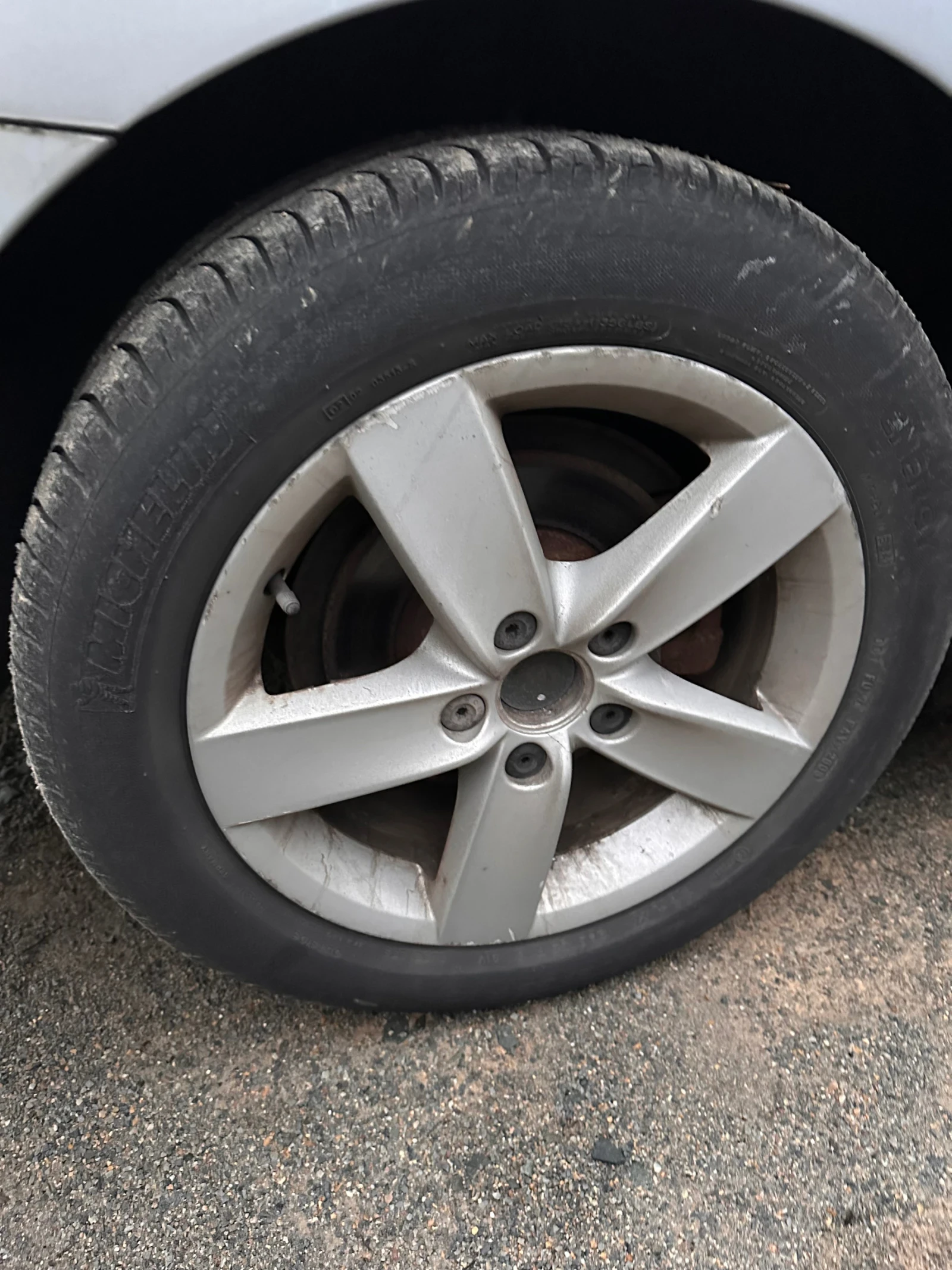 VW Jetta 2.0tdi  | Mobile.bg — изображение 14
