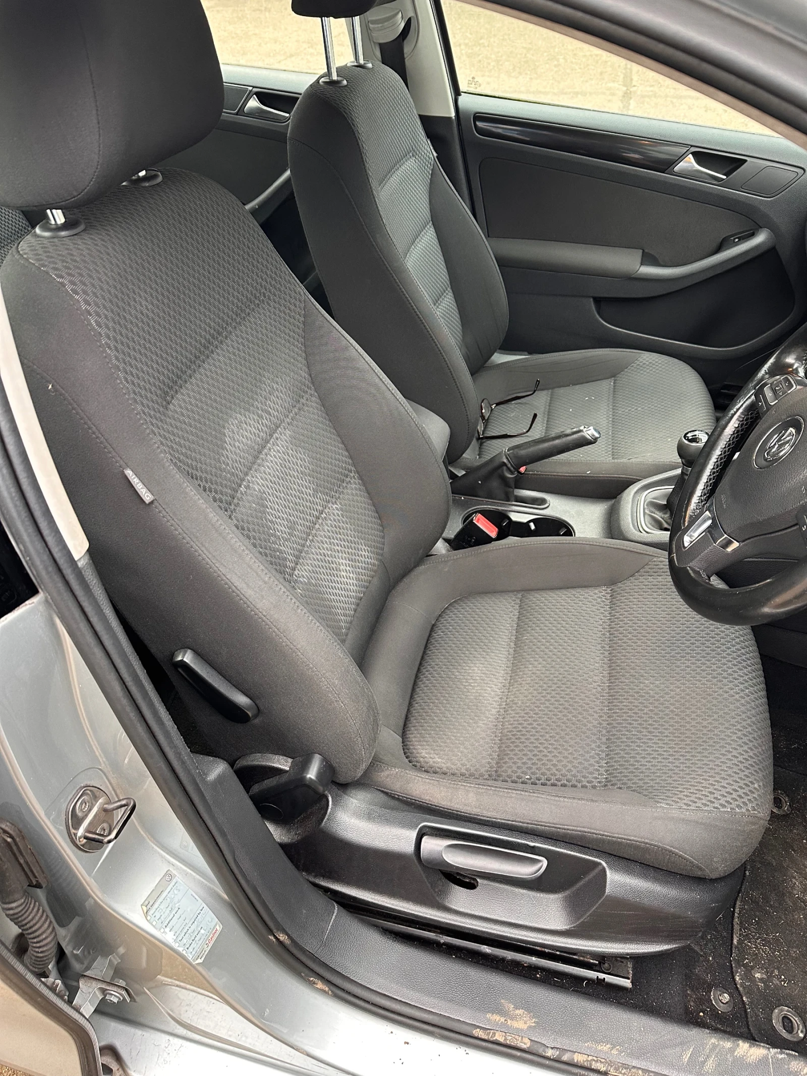 VW Jetta 2.0tdi  - изображение 6