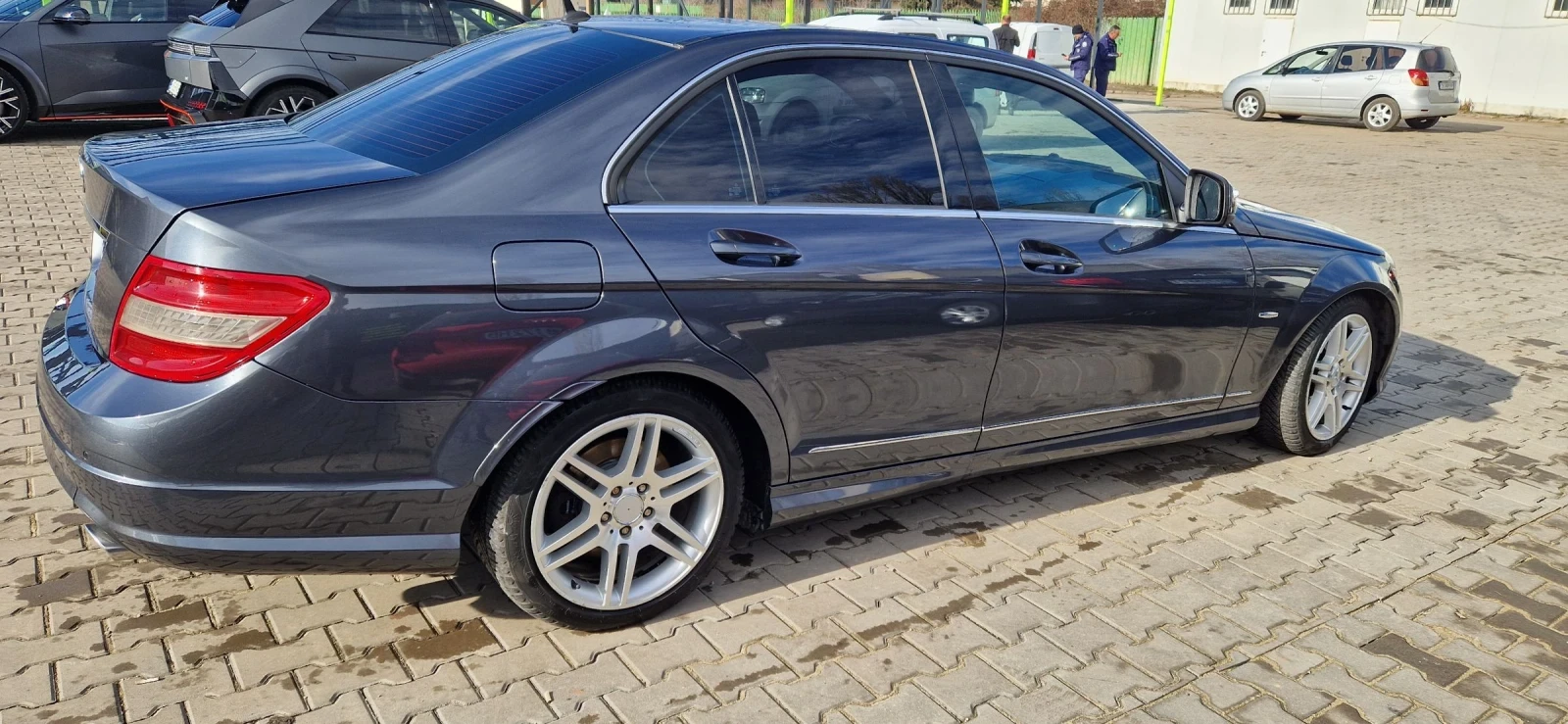 Mercedes-Benz C 320 AMG 4MATIC  - изображение 5