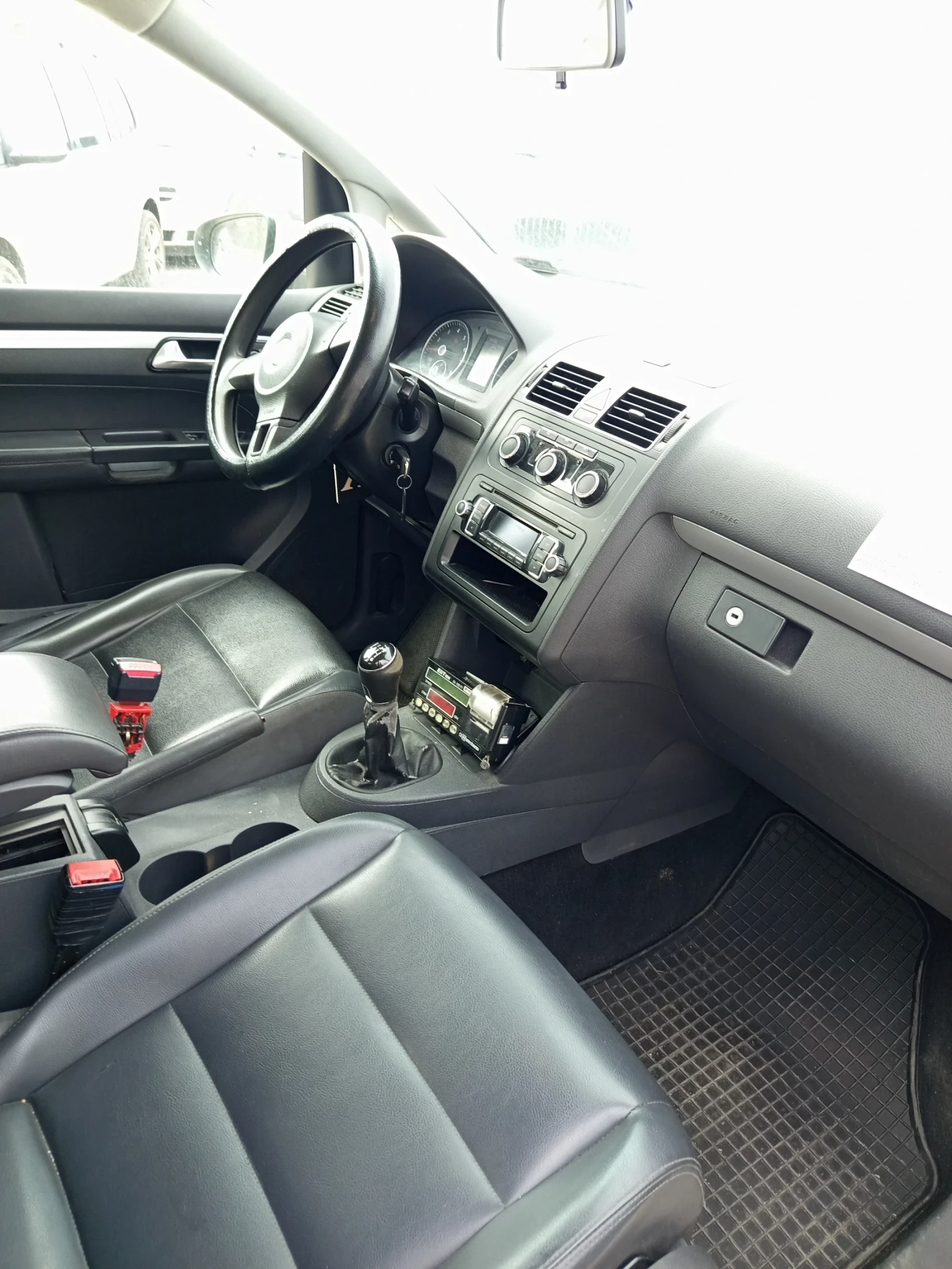 VW Touran 1.4 tsi eco fuel - изображение 4