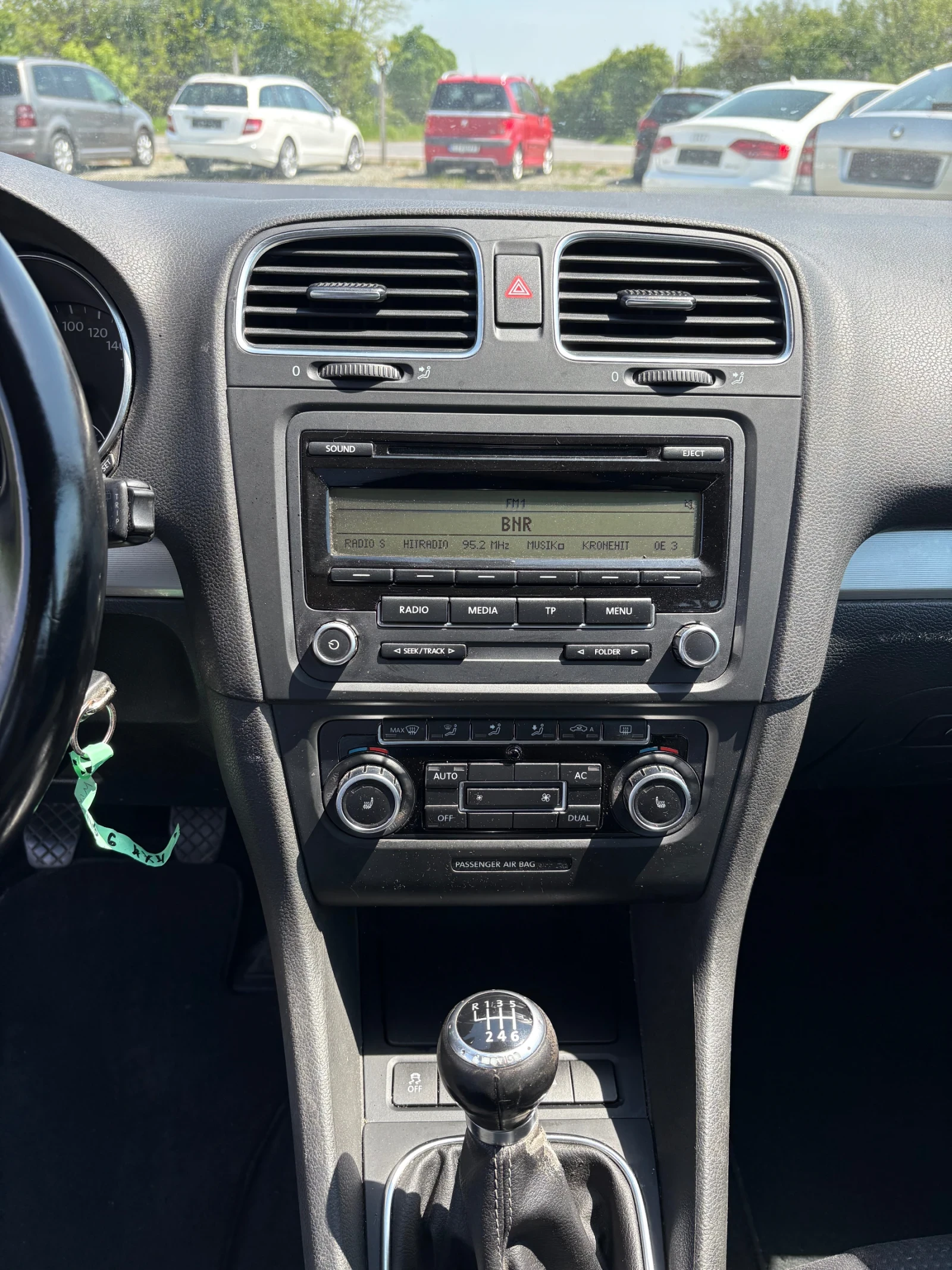 VW Golf 2.0TDI 4MOTION - изображение 9