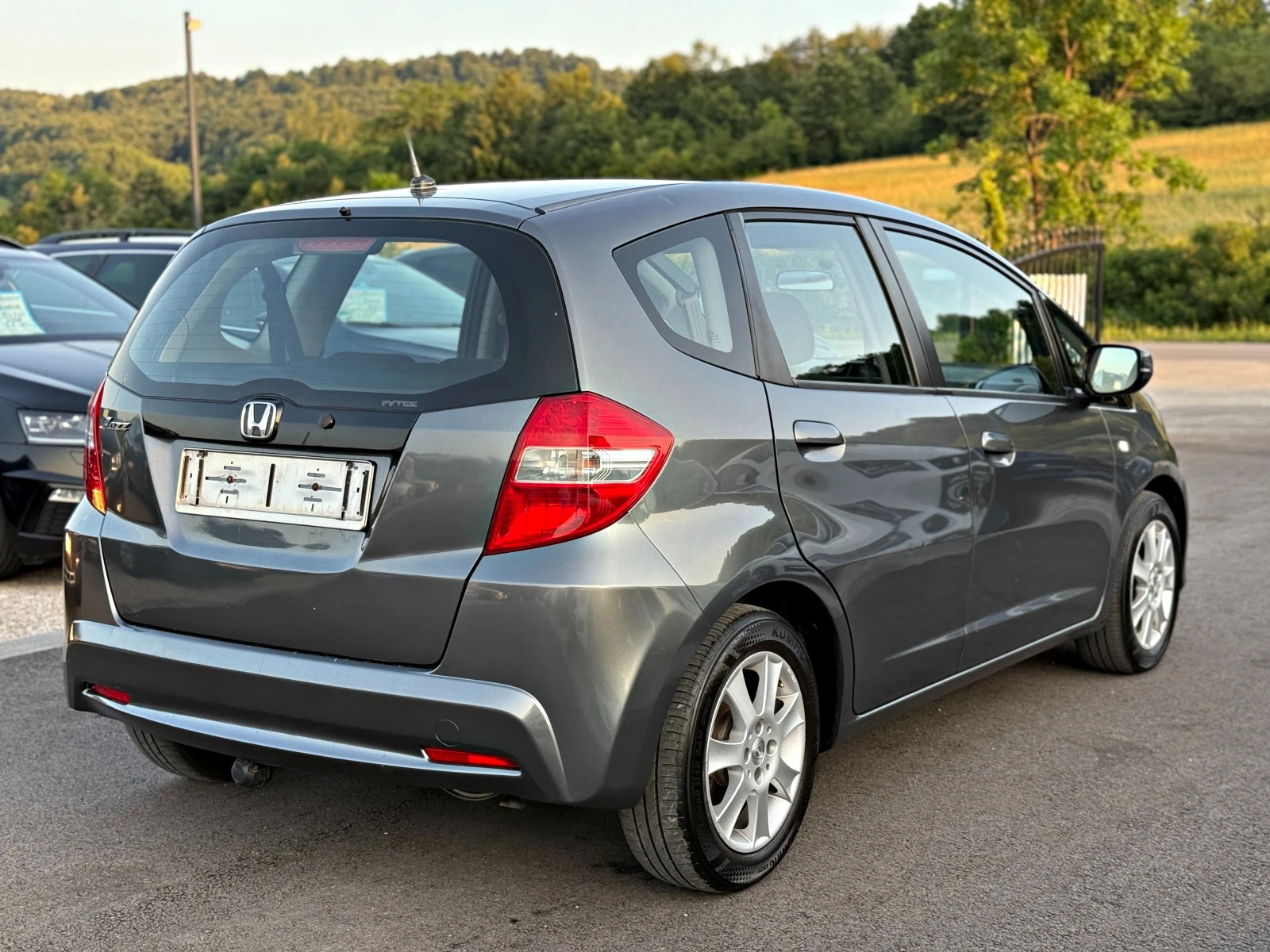 Honda Jazz 1.2 90кс Facelift - изображение 4