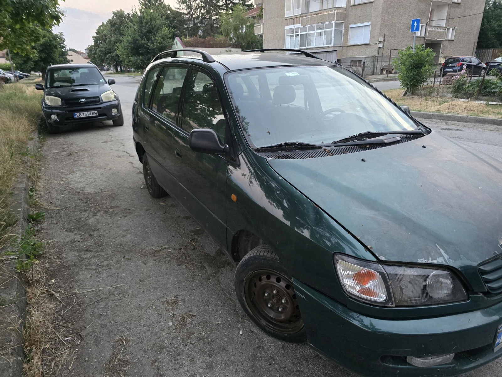 Toyota Picnic 2.2TD - изображение 2