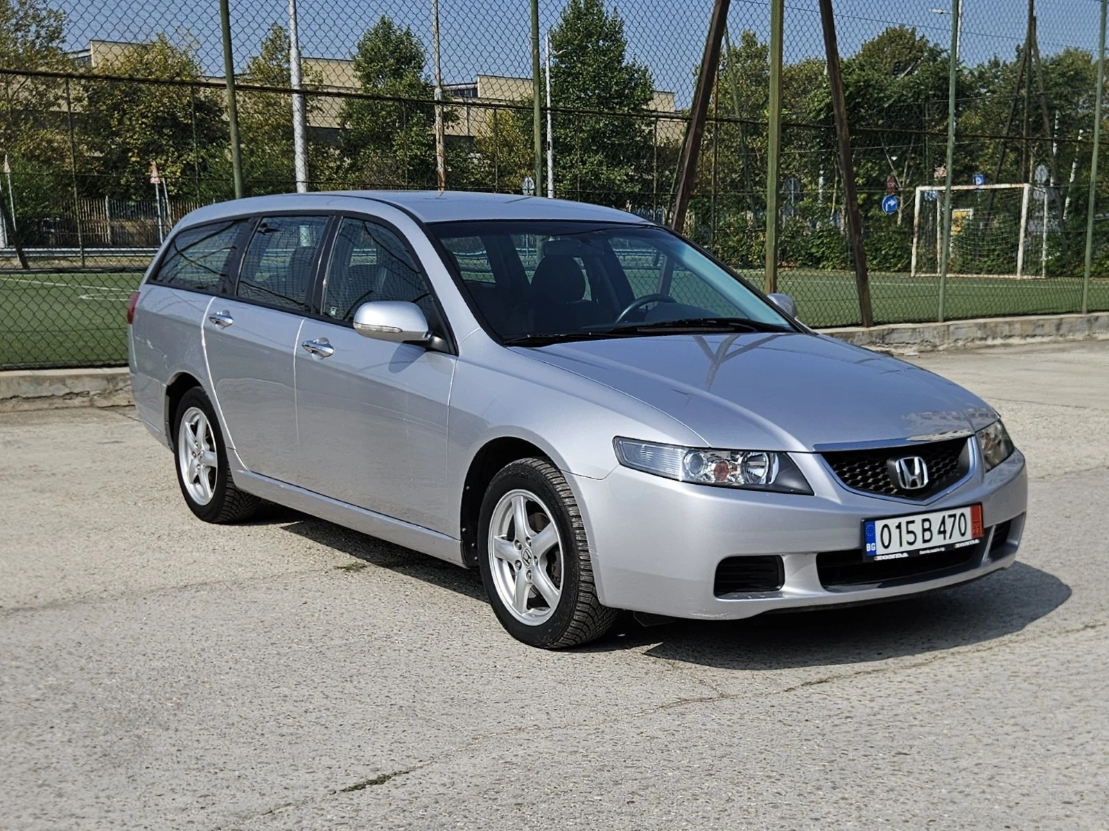 Honda Accord 2.0i-VTEC Touring - изображение 3