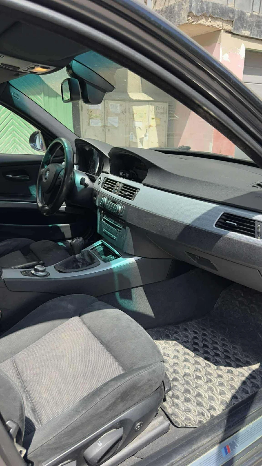 BMW 320 ?BMW 320D 177hp KeylessGo?, снимка 6 - Автомобили и джипове - 53894507