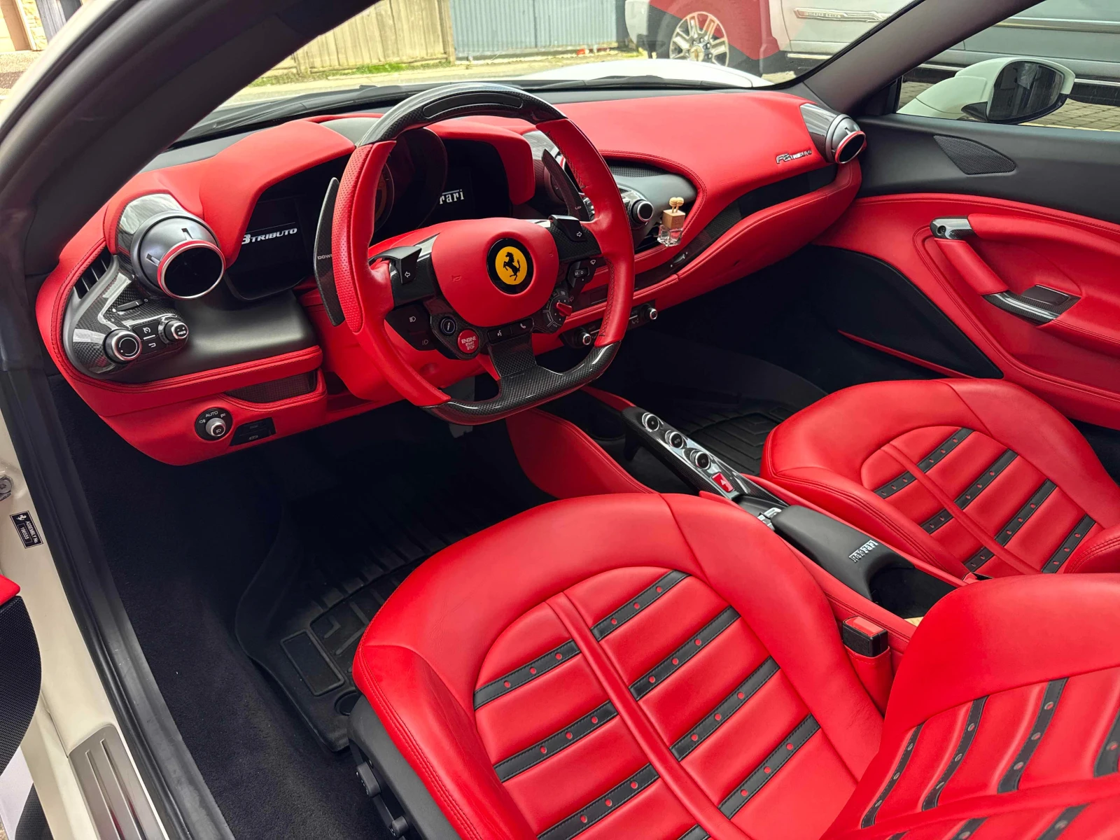 Ferrari 12 Cilindri 3.9L 8cyl RWD, снимка 5 - Автомобили и джипове - 53975397