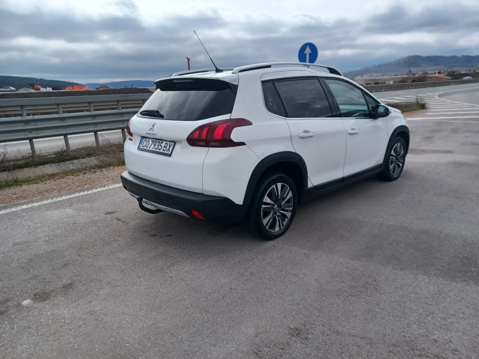 Peugeot 2008 1.6HDI, снимка 4 - Автомобили и джипове - 54031822