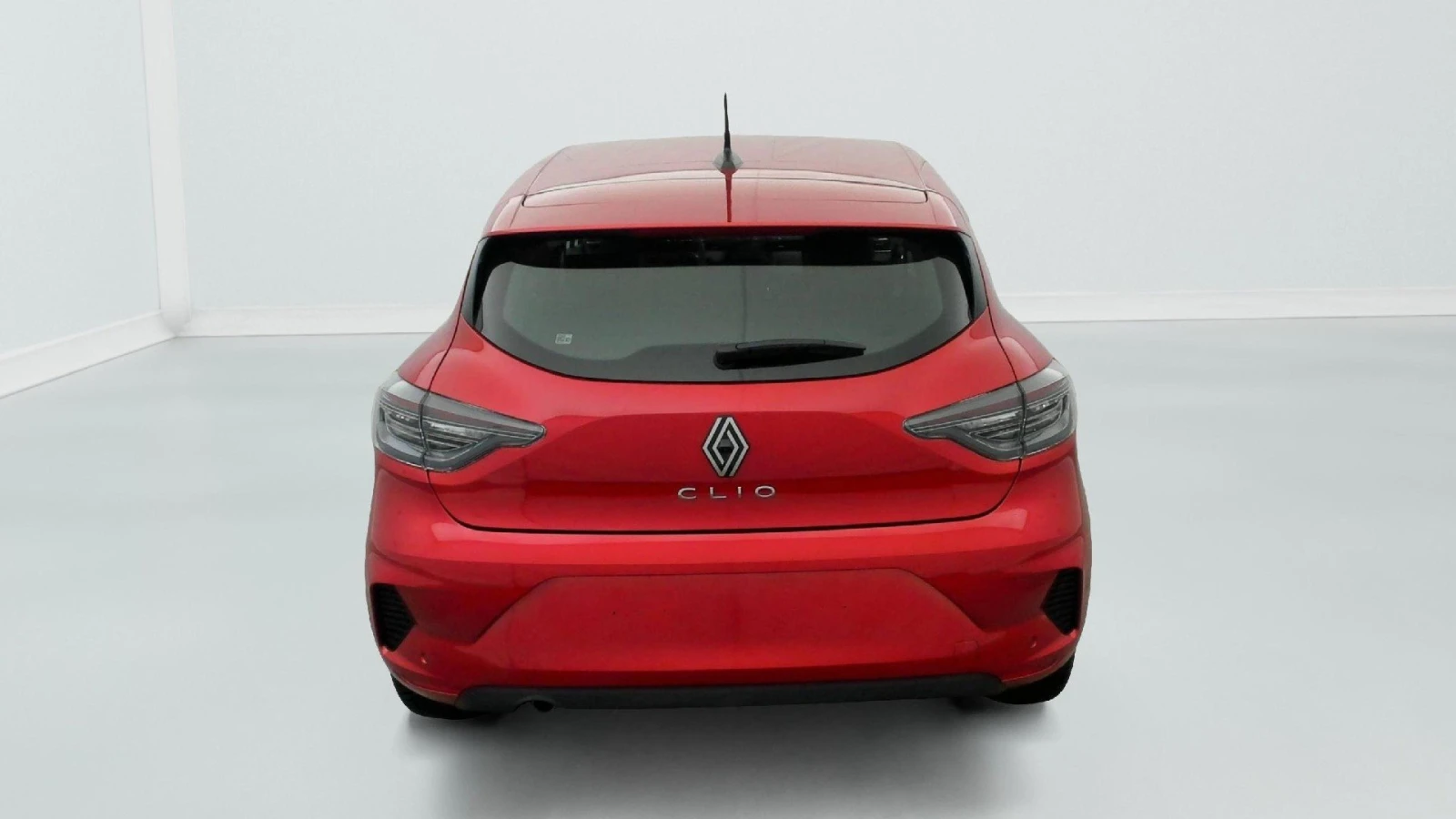 Renault Clio Evolution, снимка 4 - Автомобили и джипове - 54042619