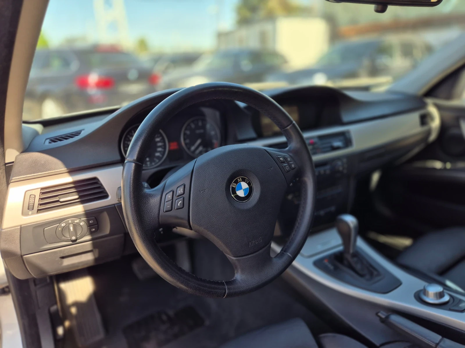 BMW 325 Xi ГЕРМАНИЯ! ТОП!, снимка 8 - Автомобили и джипове - 54337490