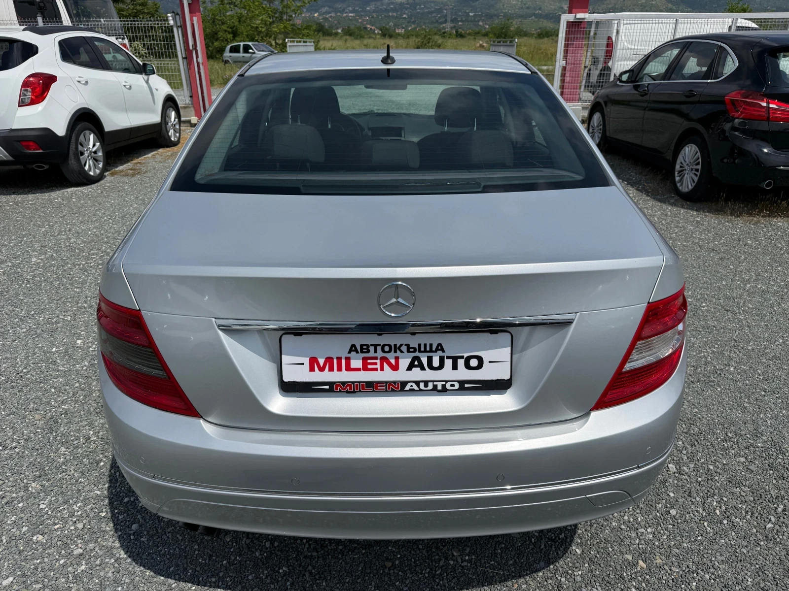 Mercedes-Benz C 180 (KATO НОВА), снимка 7 - Автомобили и джипове - 54765979