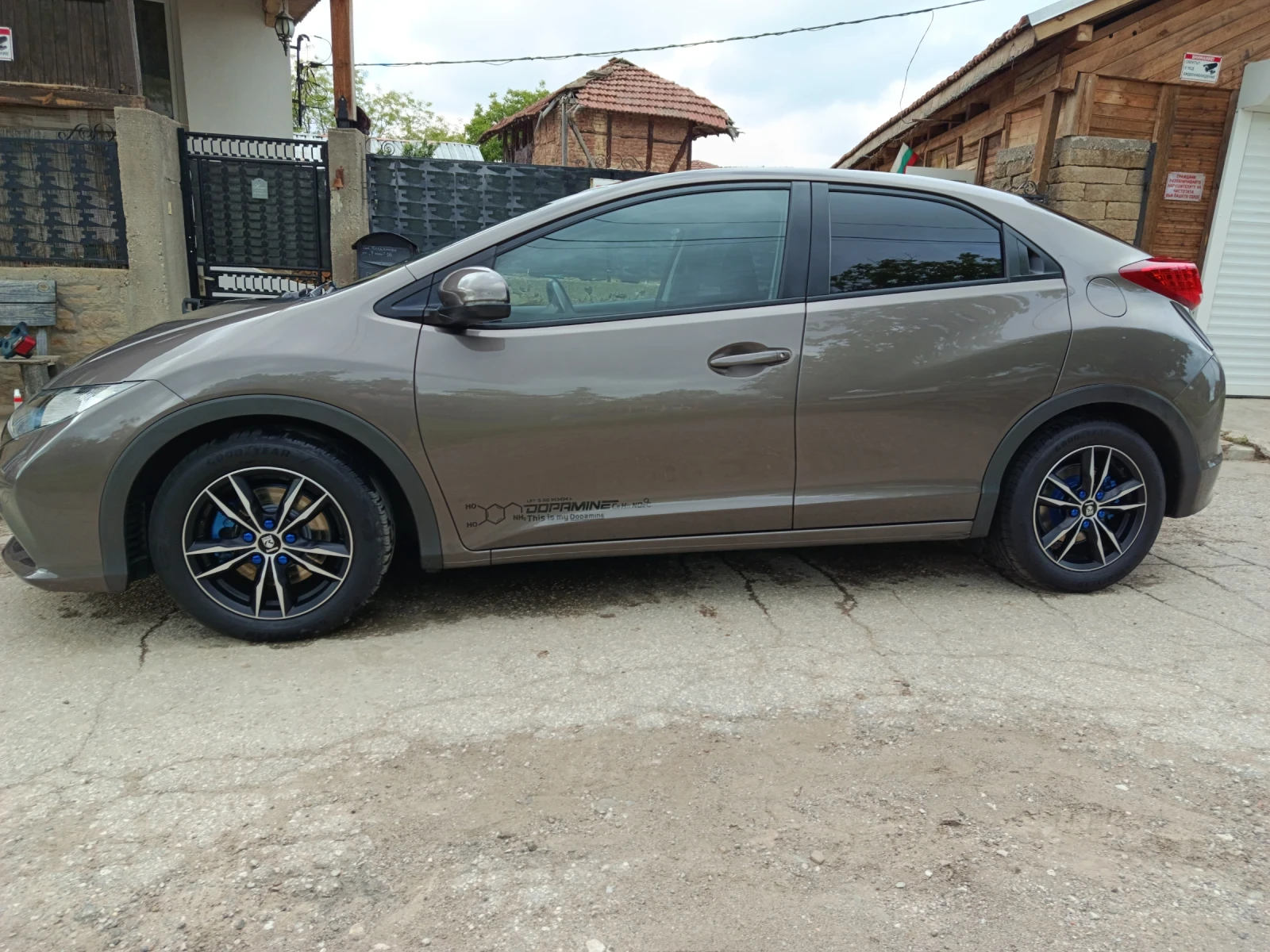 Honda Civic 1.6 Idtec, снимка 2 - Автомобили и джипове - 55064037