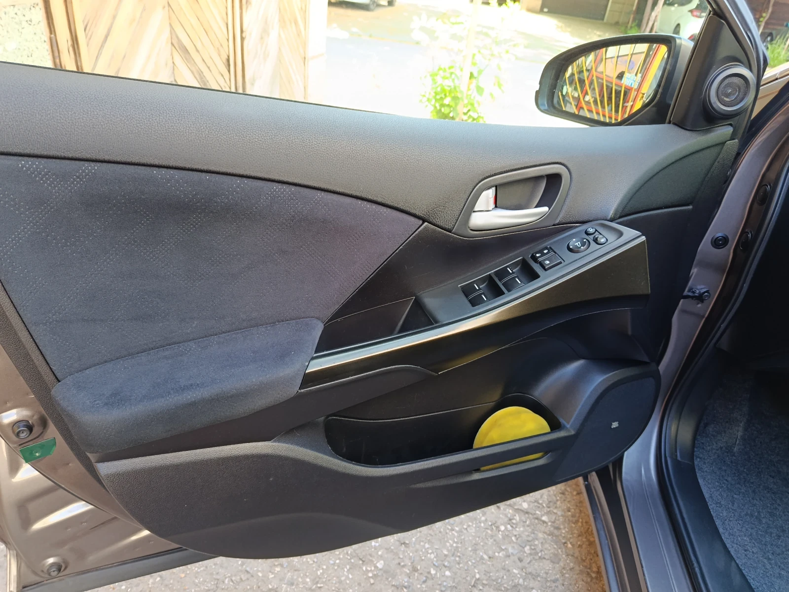 Honda Civic 1.6 Idtec, снимка 10 - Автомобили и джипове - 55064037