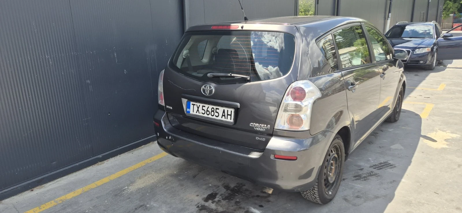 Toyota Corolla verso D4D, снимка 4 - Автомобили и джипове - 55302632
