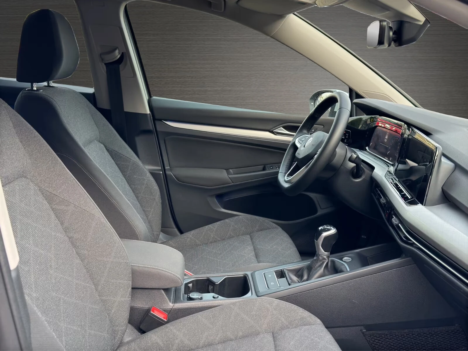 VW Golf Variant VIII 2.0 TDI ACC KeyStart PDC SzH Lane 6sp, снимка 7 - Автомобили и джипове - 55789794