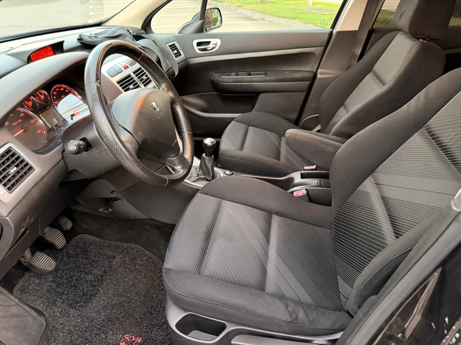 Peugeot 307 HDI, снимка 7 - Автомобили и джипове - 55838616