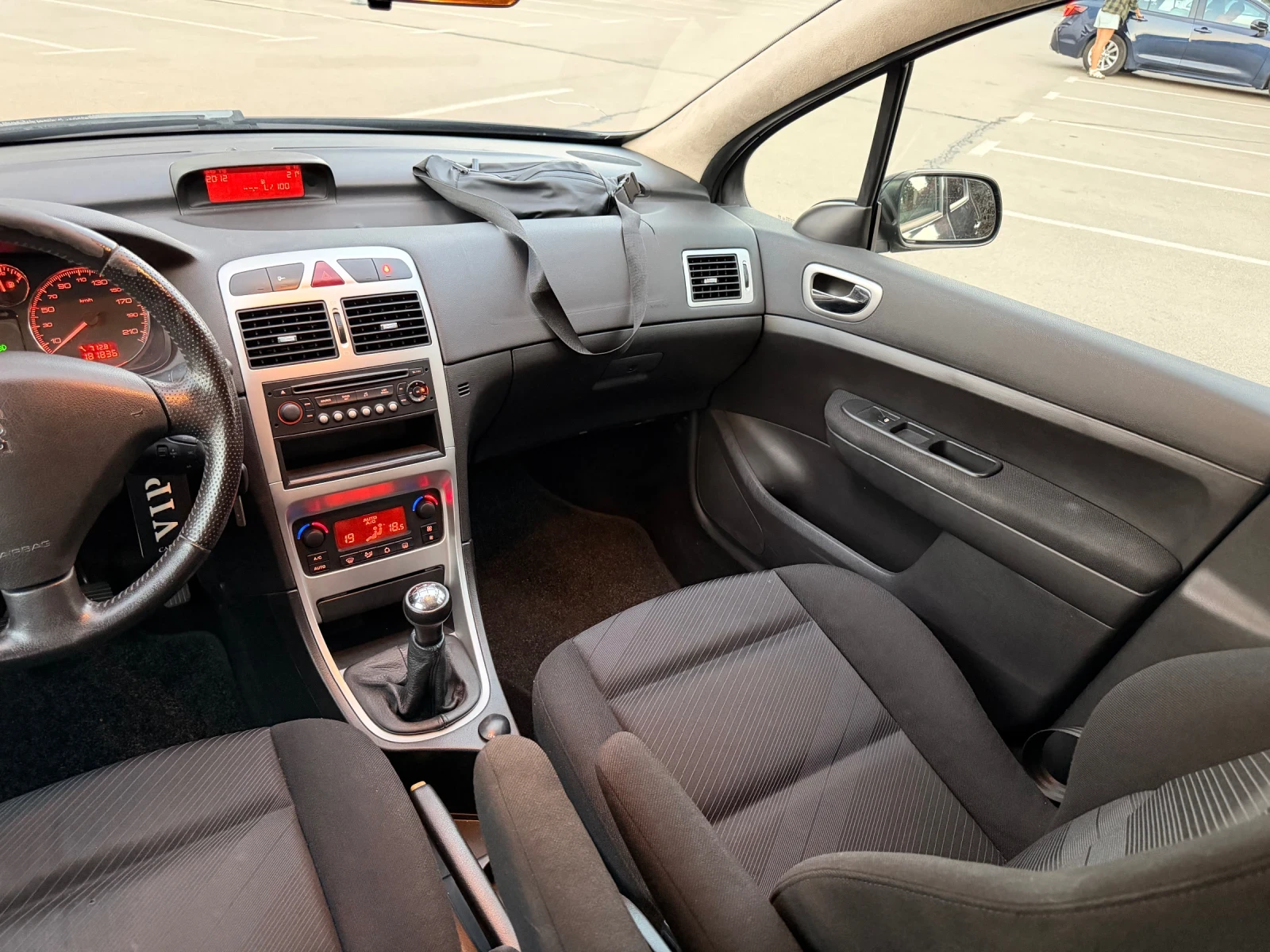 Peugeot 307 HDI, снимка 11 - Автомобили и джипове - 55838616
