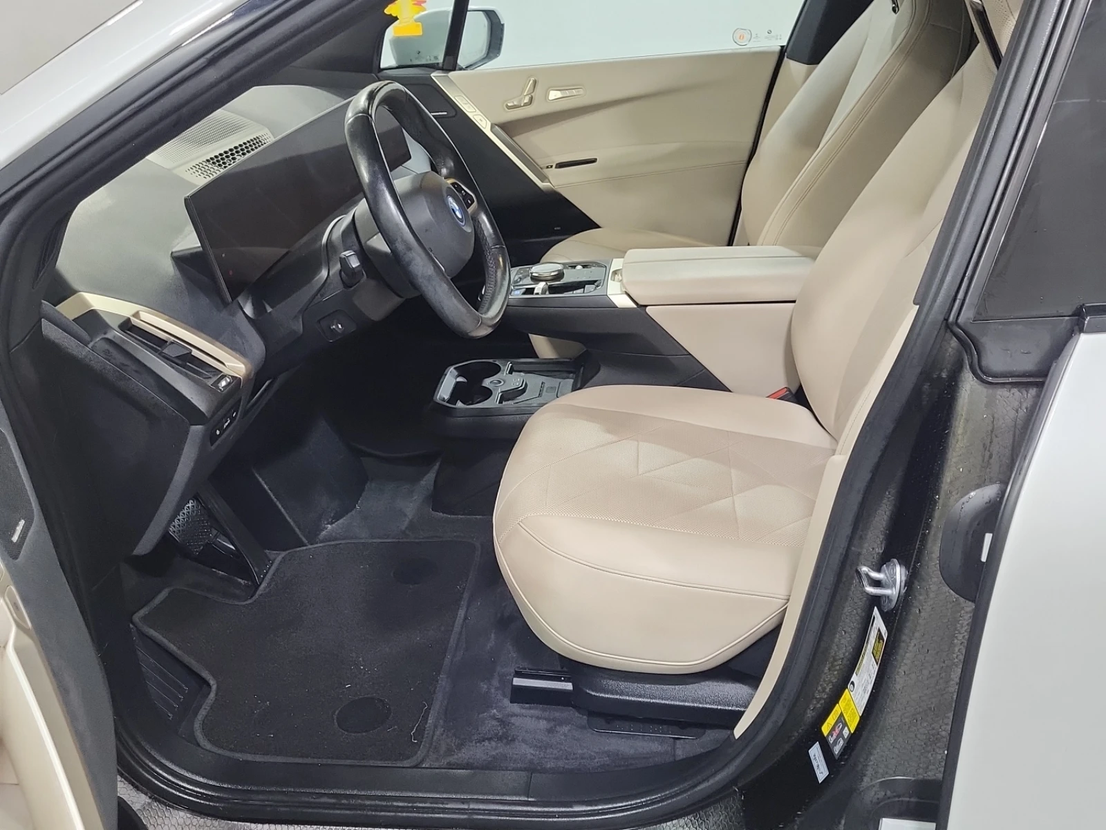 BMW iX  Xdrive40 | Mobile.bg � ����������� 7