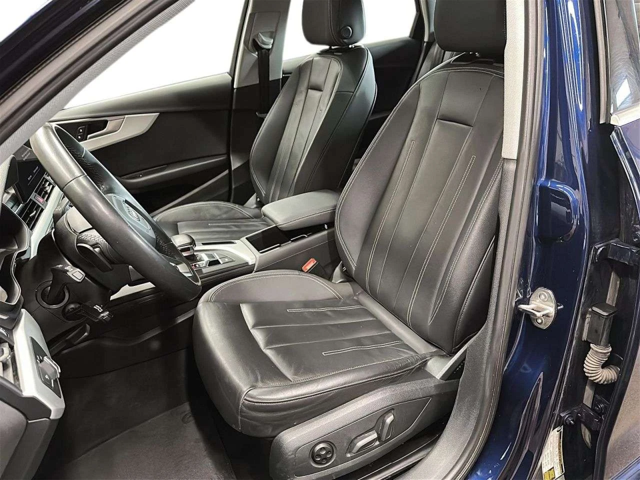 Audi A4 KOMFORT QUATTRO, снимка 8 - Автомобили и джипове - 56528304