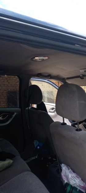 Mazda Tribute, снимка 8