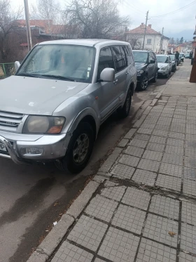  Mitsubishi Pajero