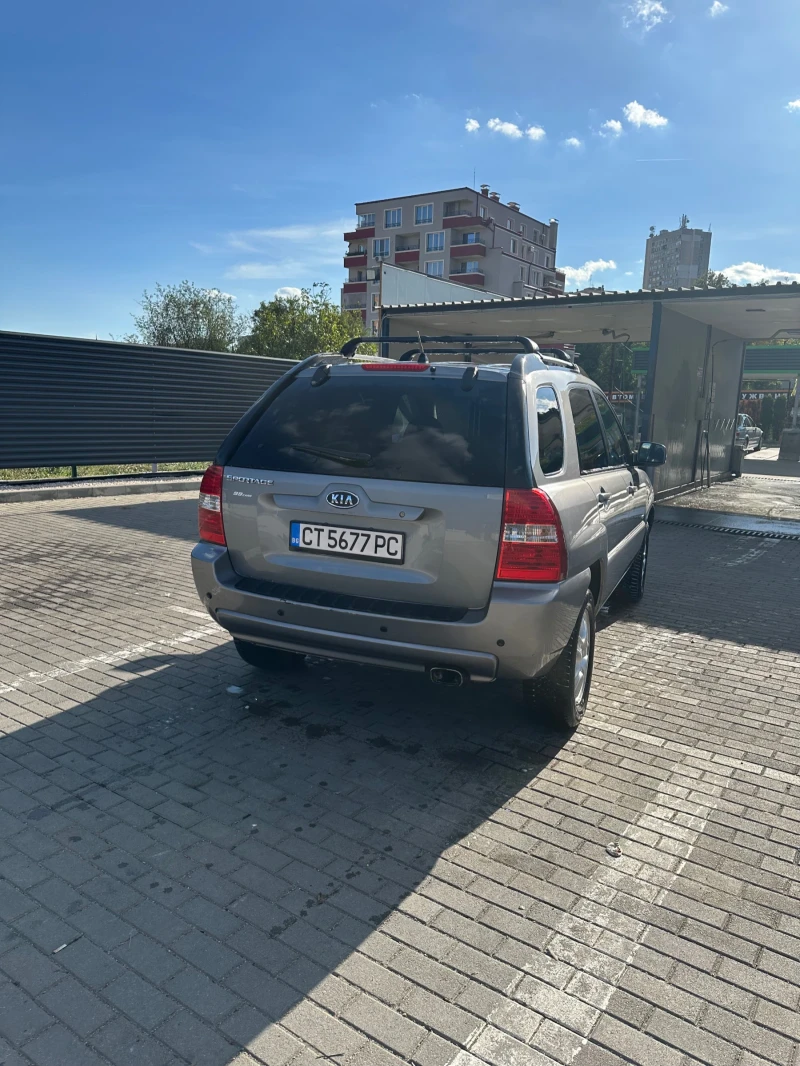 Kia Sportage 2.0 4x4 LPG, снимка 5 - Автомобили и джипове - 48128078