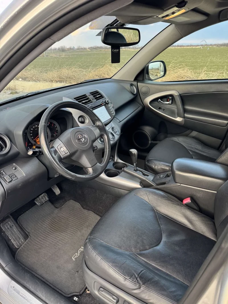 Toyota Rav4 2.0 ГАЗ ПЕРФЕКТНА, снимка 12 - Автомобили и джипове - 49199420