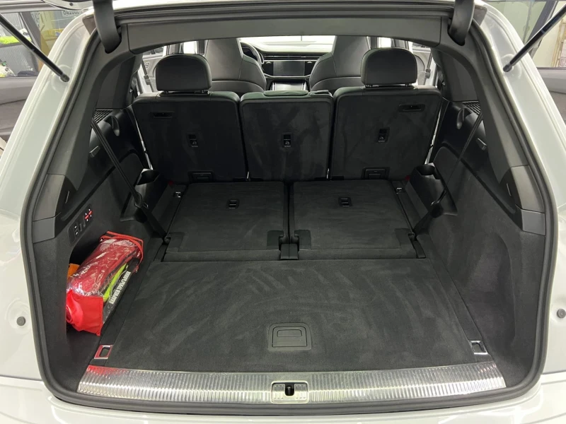 Audi SQ7, снимка 7 - Автомобили и джипове - 52833750