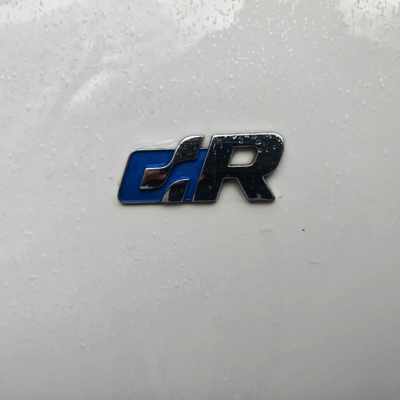 VW Tiguan 2.0 R line 4x4 full, снимка 13 - Автомобили и джипове - 52698289