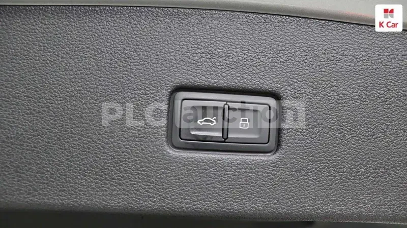 Audi Q8 DISTRONIC| ОБДУХВАНЕ| ВЪЗДУХ| HUD| ВКЛ.ТЕХНОТЕСТ, снимка 14 - Автомобили и джипове - 54971696