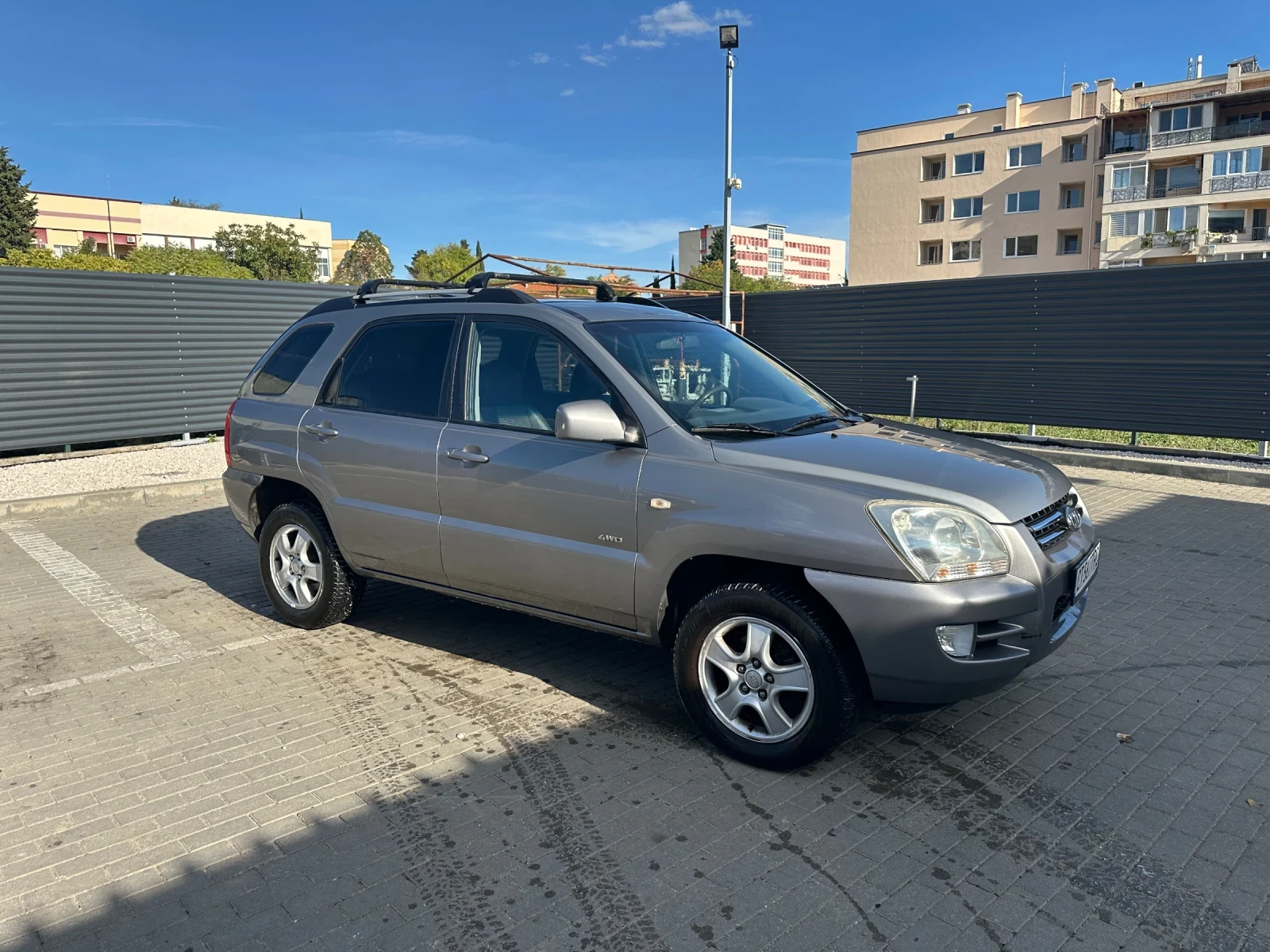 Kia Sportage 2.0 4x4 LPG - изображение 2