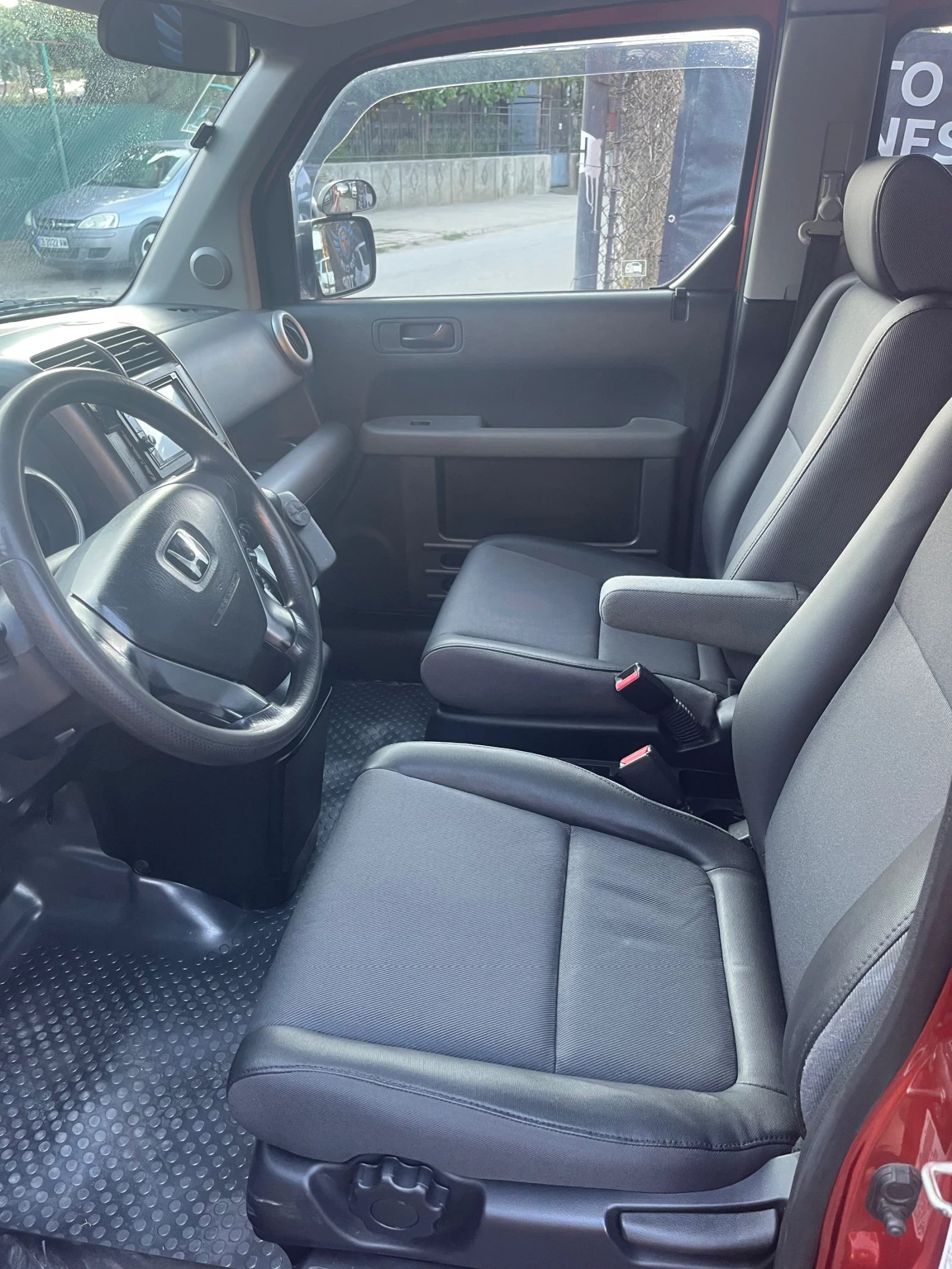 Honda Element 2.4i - Automatic - 125000км - SWISS  - изображение 8