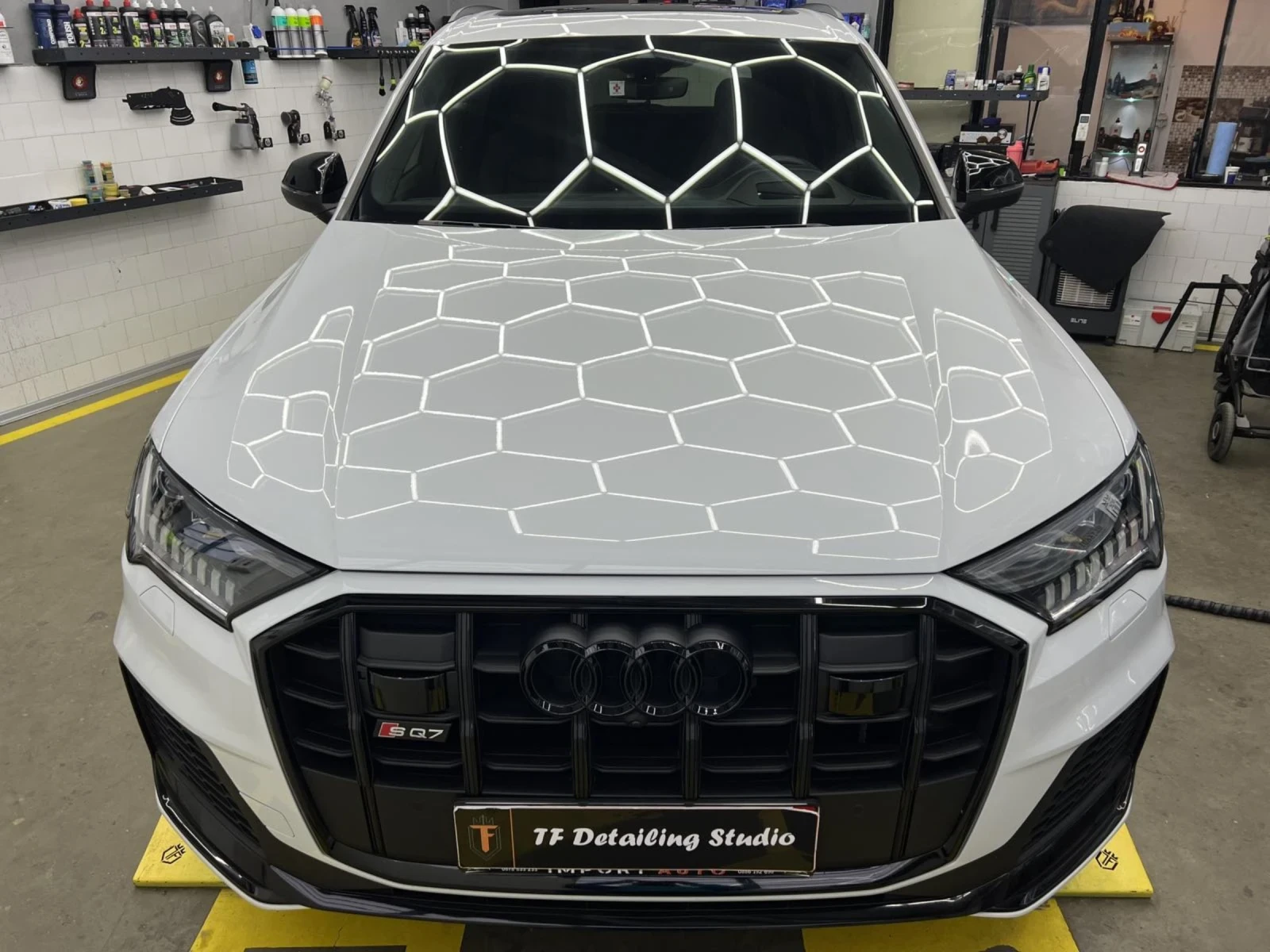 Audi SQ7  - изображение 3