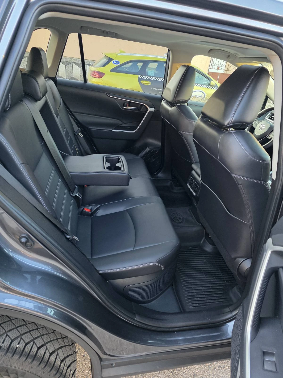 Toyota Rav4 XLE HYBRID PREMIUM AWD, снимка 13 - Автомобили и джипове - 53342205