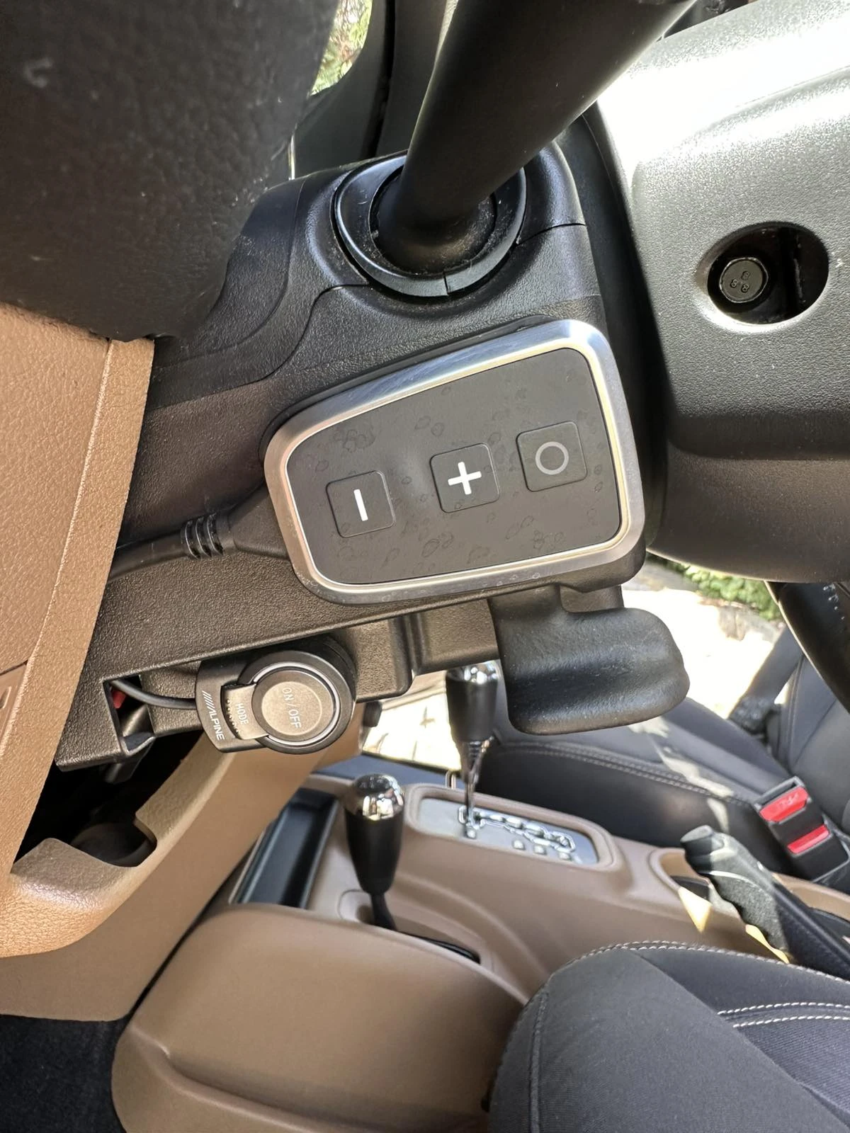 Jeep Wrangler Sahara, снимка 13 - Автомобили и джипове - 54304187