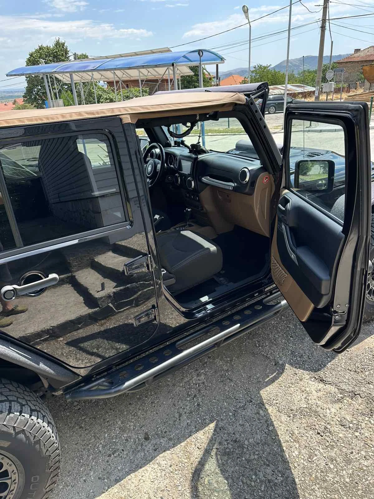 Jeep Wrangler Sahara, снимка 17 - Автомобили и джипове - 54304187