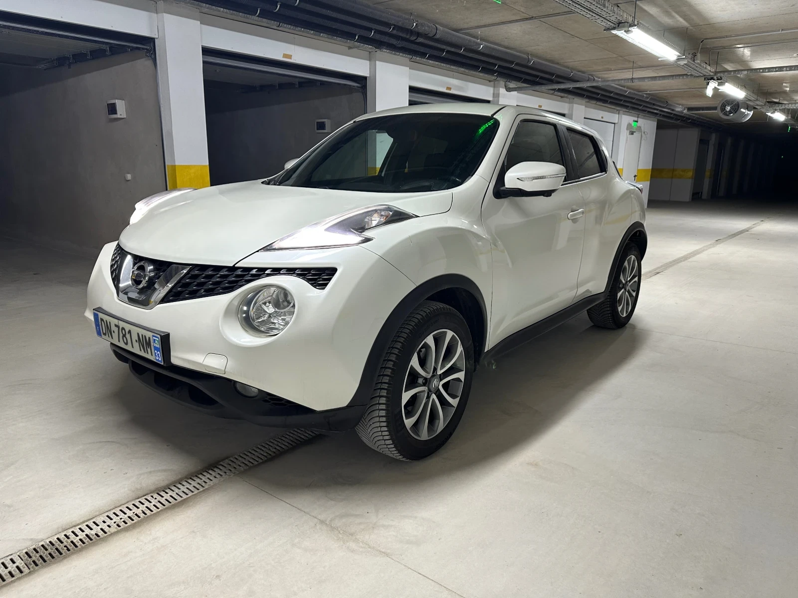 Nissan Juke 1.5 DCI / TEKNA / 360 камери, снимка 2 - Автомобили и джипове - 54554944