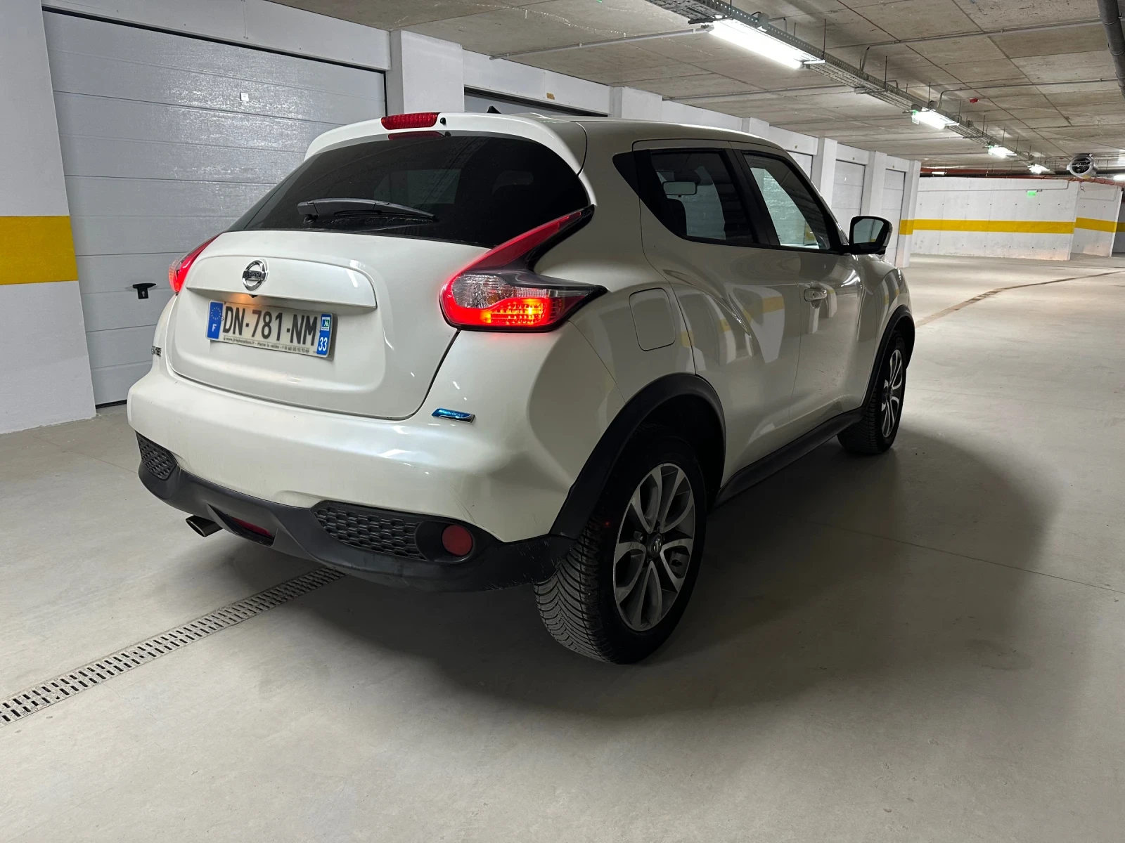 Nissan Juke 1.5 DCI / TEKNA / 360 камери, снимка 5 - Автомобили и джипове - 54554944