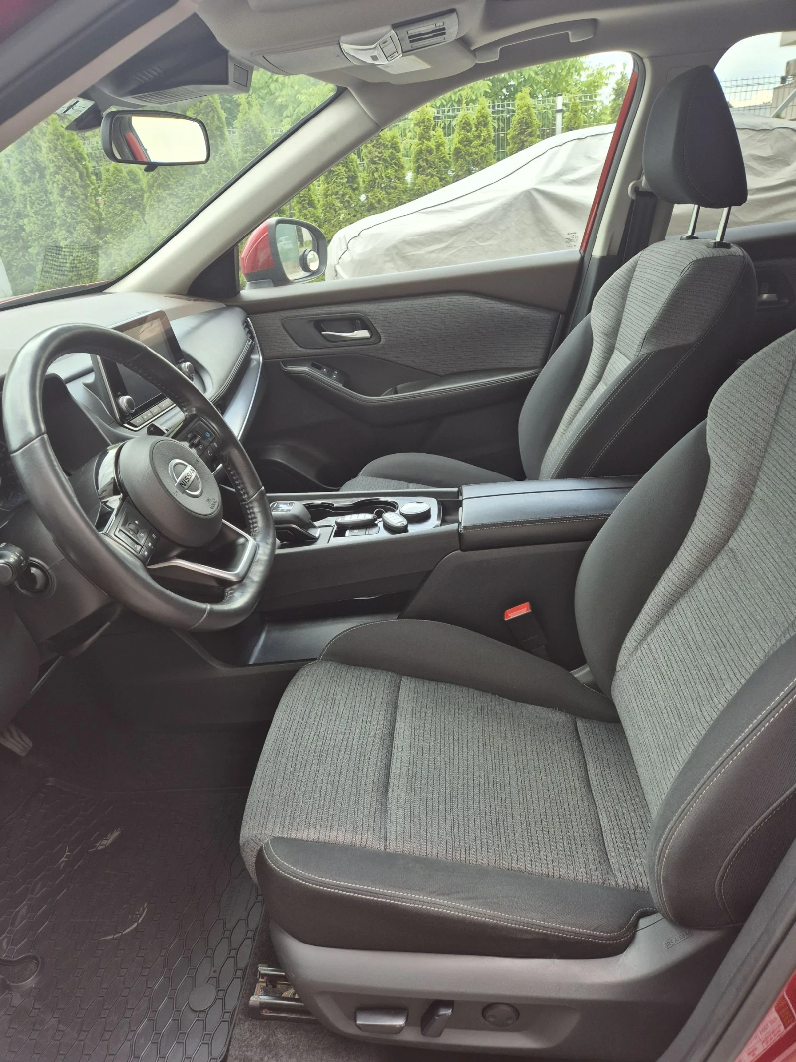 Nissan X-trail 2.5i, 4X4, снимка 11 - Автомобили и джипове - 54609491