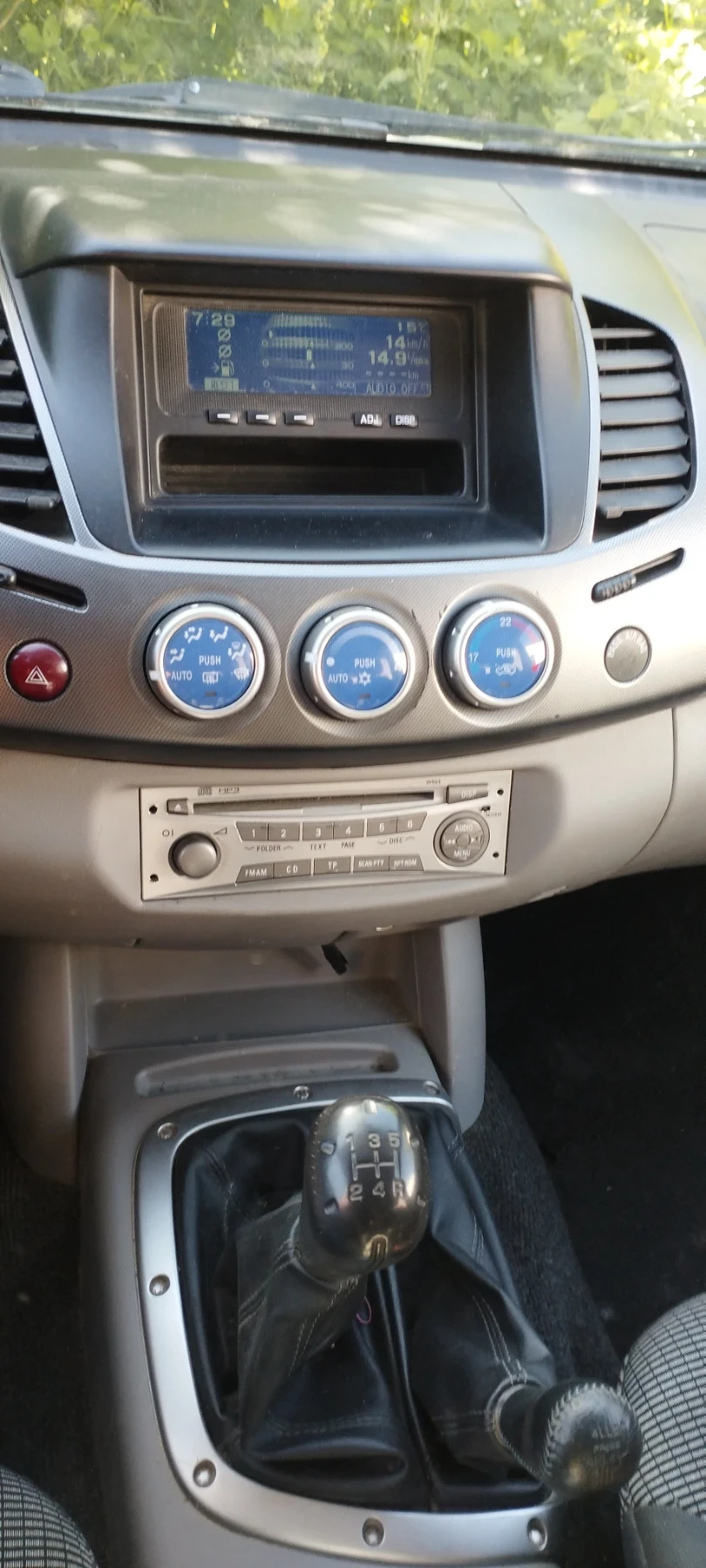 Mitsubishi L200 2.5 136, снимка 11 - Автомобили и джипове - 54747569