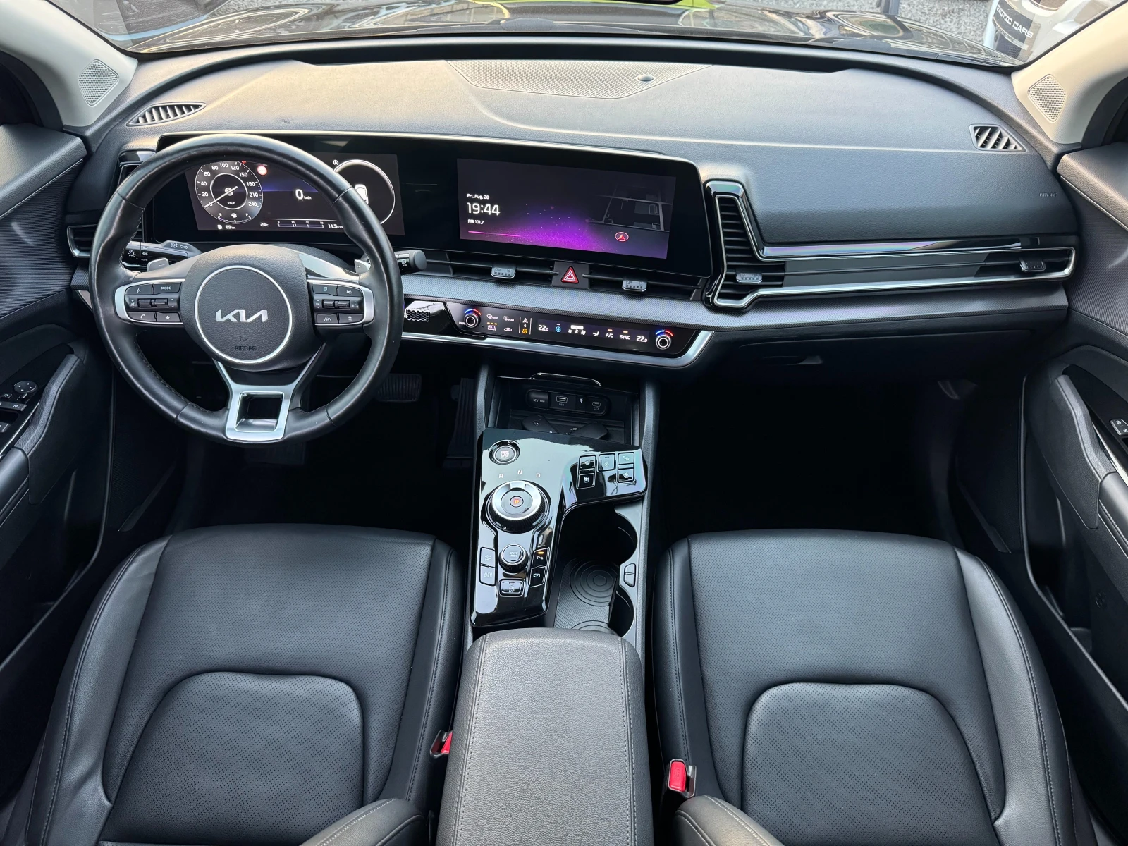 Kia Sportage 2.0D ! 2WD ! Noblesse !, снимка 9 - Автомобили и джипове - 55924752