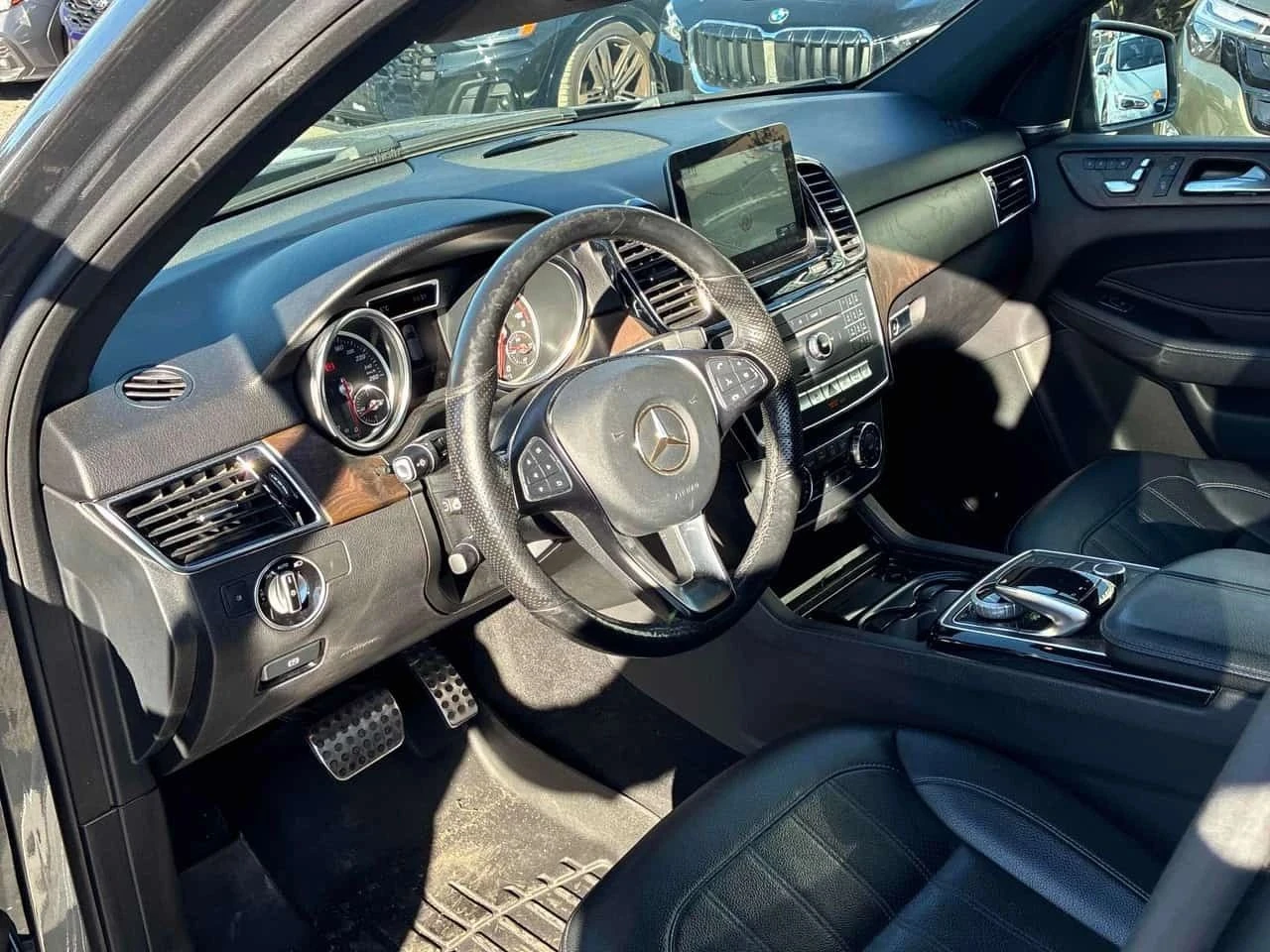 Mercedes-Benz GLE 400, снимка 5 - Автомобили и джипове - 56732043