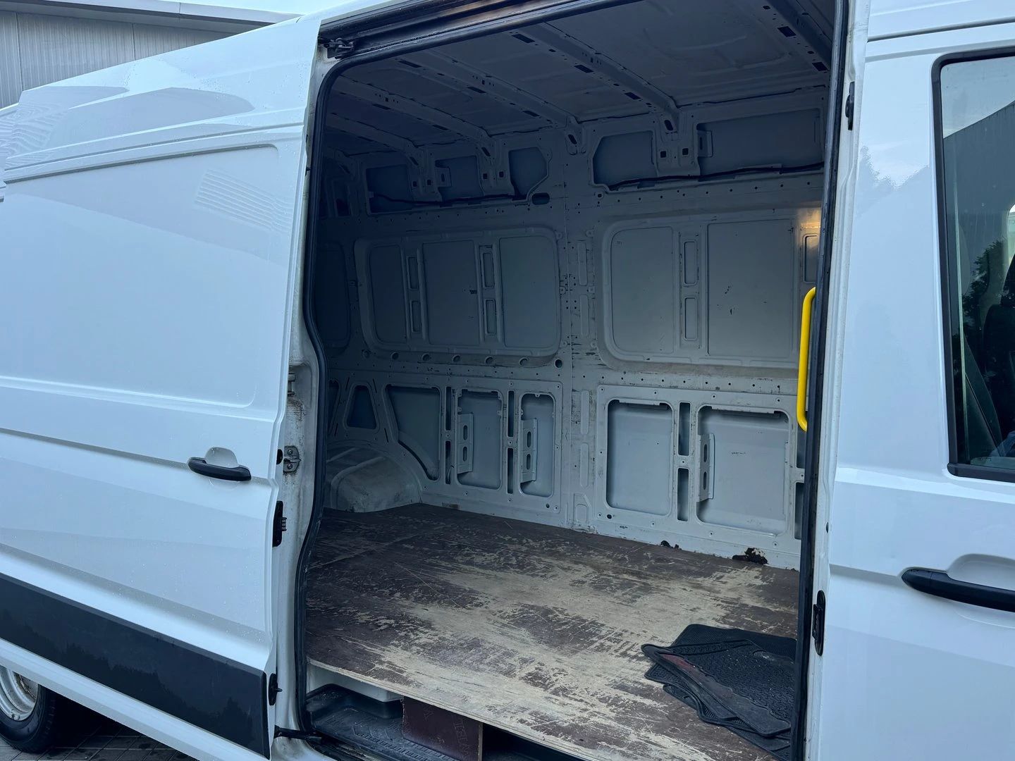 VW Crafter 50 Kasten XL 15.5 m3 TDI задно - изображение 7