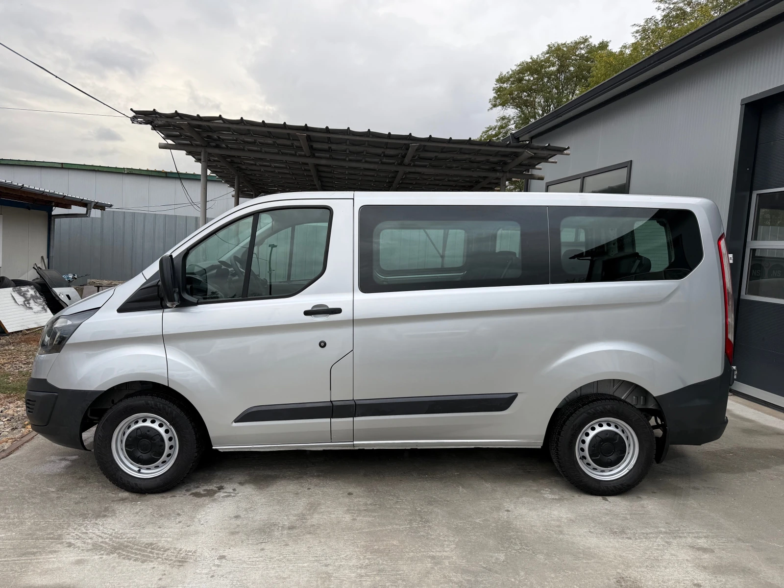 Ford Transit Custom 2.2tdci 9места - изображение 4