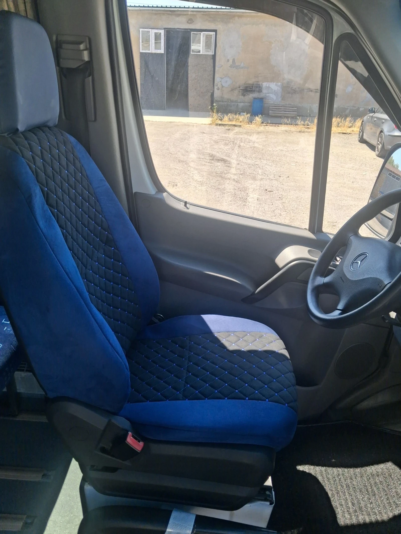 Mercedes-Benz Sprinter 518 Топ състояние , снимка 9 - Бусове и автобуси - 55100674